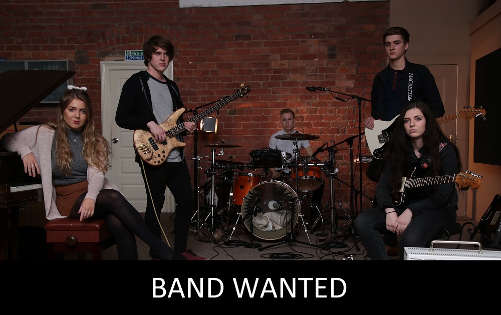 Band Wanted 001.jpg
